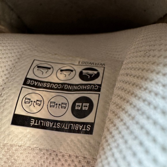 Nike Xccelerator TR Running Shoes White Silver Pink 903047-064 2006 VTG 10W - Picture 11 of 12